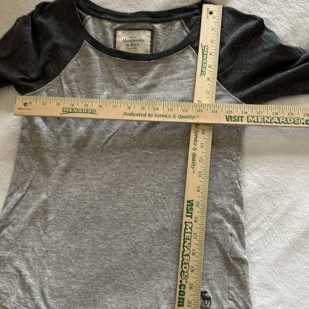 Abercrombie & Fitch vintage gray Baseball jersey shirt A&F‎ women’s size medium - Picture 6 of 6